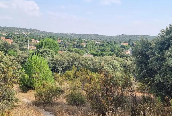 Terreno en calle de Santiáñez, 2