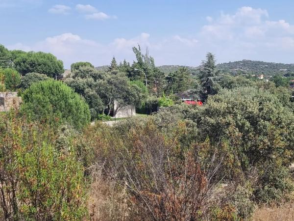 Terreno en calle de Santiáñez, 2