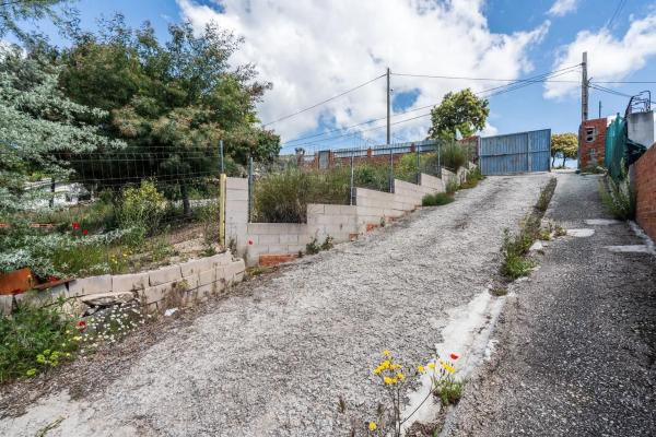 Terreno en calle Gargantilla