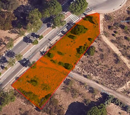 Terreno en calle Géminis