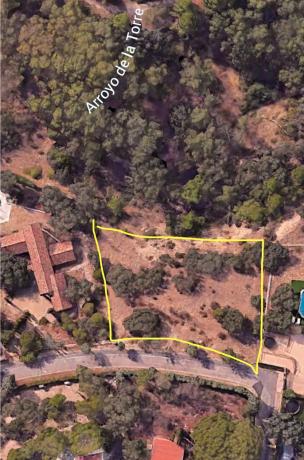 Terreno en Barrio Molino de la Hoz