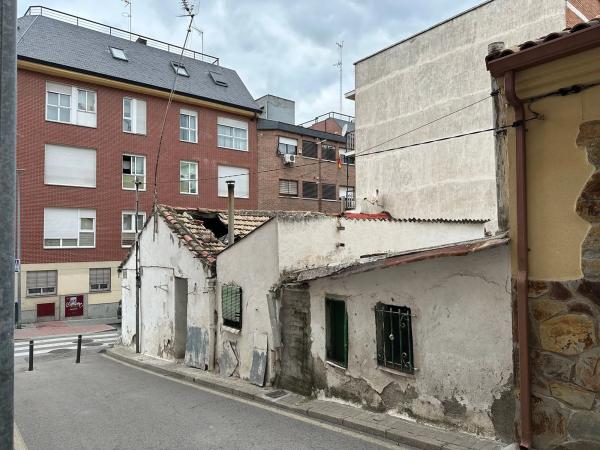 Terreno en calle del Caño, 12