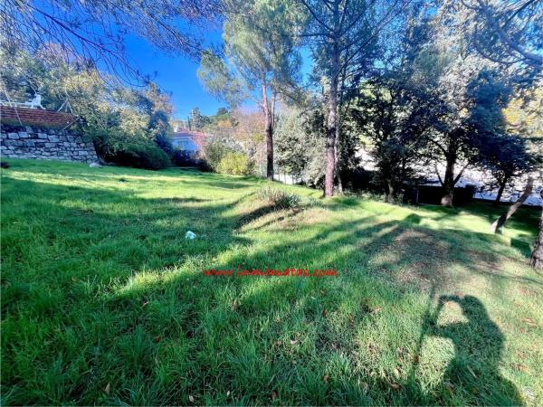 Terreno en Barrio Las Matas- Peñascales