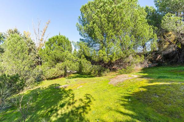 Terreno en avenida de Atenas