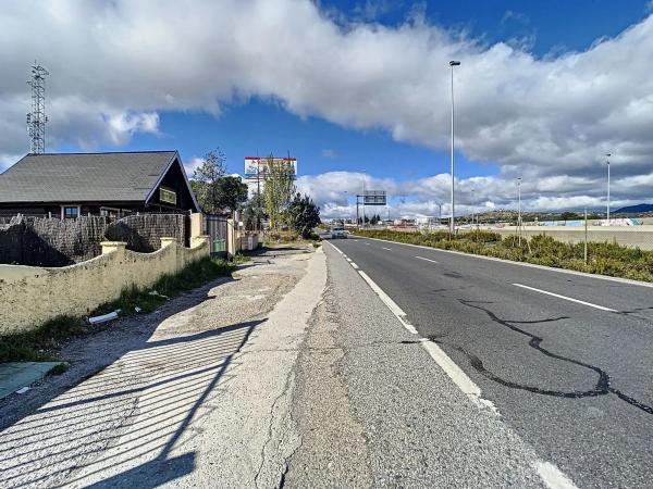 Terreno en carretera de La Coruña, 11