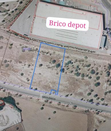 Terreno en Poligono el Tejar, 63