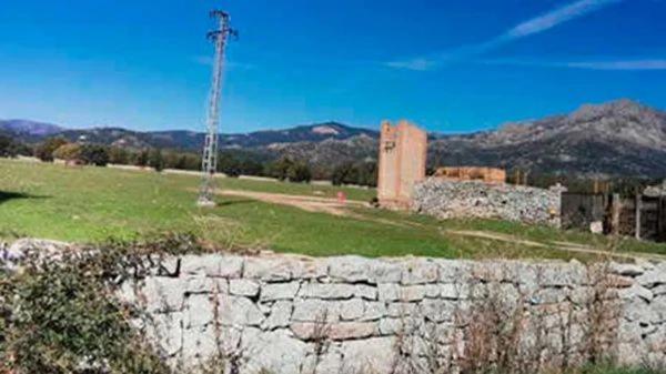 Terreno en carretera M-615 a Matalpino, 30 p