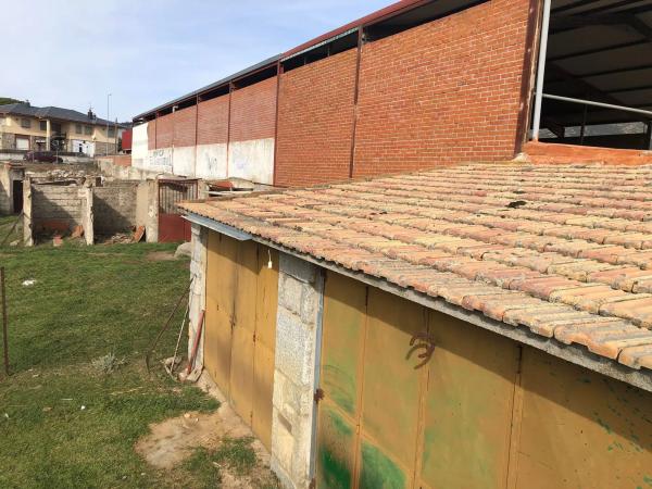 Terreno en calle Cañada