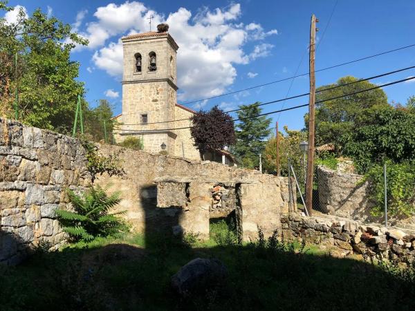 Terreno en calle de la Iglesia, 25