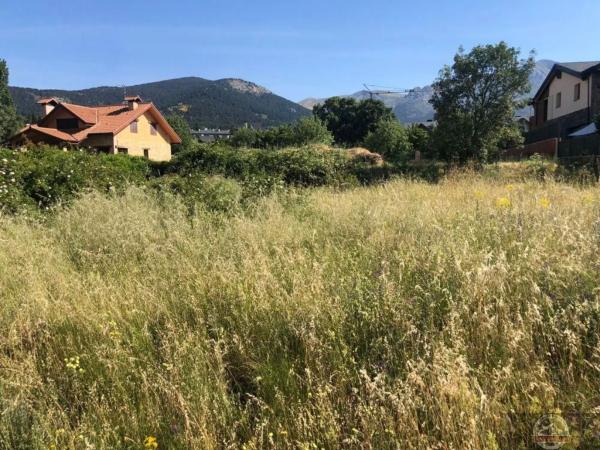 Terreno en calle Manzanares