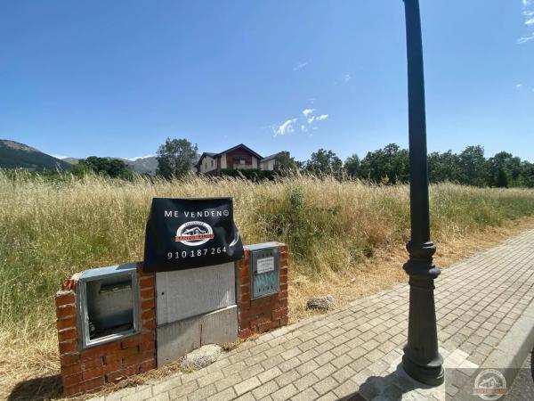 Terreno en calle Manzanares