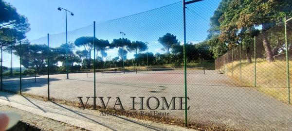 Terreno en avenida Prado Largo