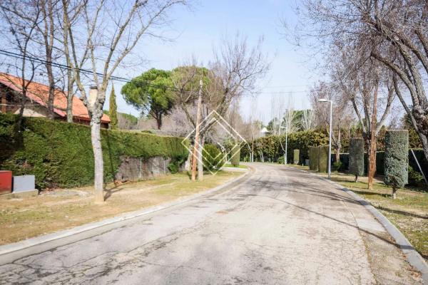 Terreno en Barrio Somosaguas