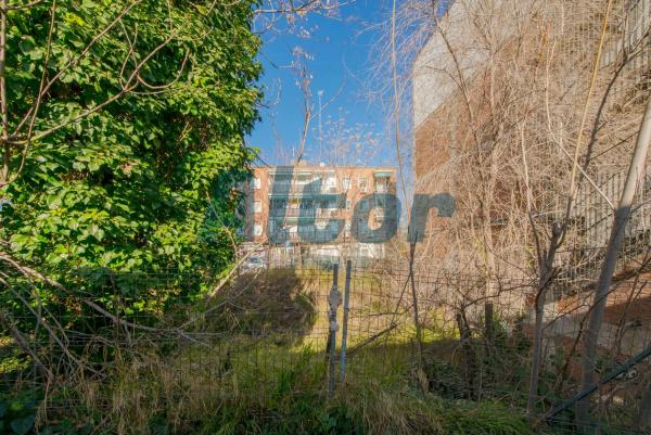 Terreno en avenida Leopoldo Calvo-Sotelo Bustelo