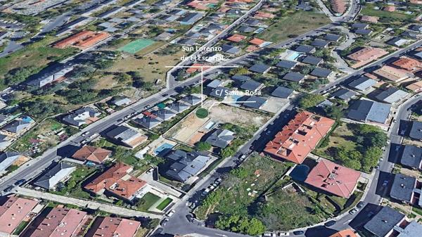 Terreno en calle Santa Rosa, 15