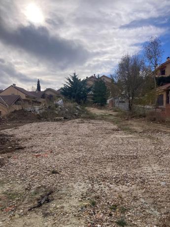 Terreno en calle Francisco de Mora, 48