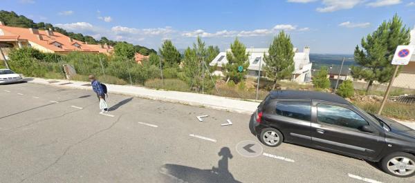 Terreno en Fray Luis De Leon, 30