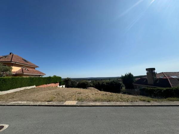 Terreno en calle Urbanizacion la pizarra, 54