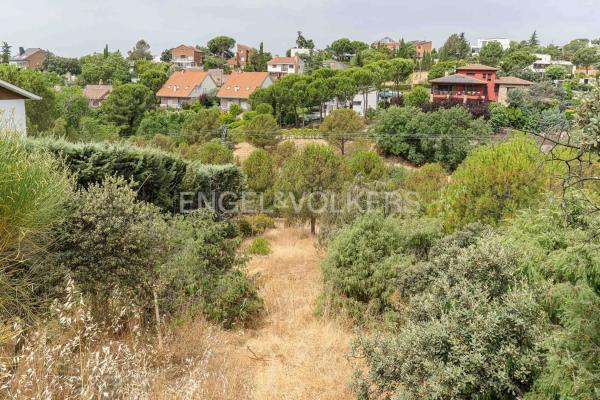 Terreno en Barrio El Monte