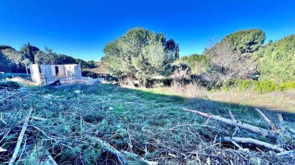 Terreno en avenida Transversal