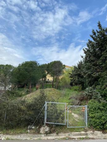 Terreno en avenida del Monte