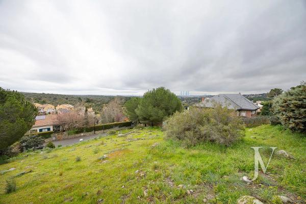 Terreno en Barrio El Monte