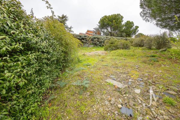 Terreno en Barrio El Monte