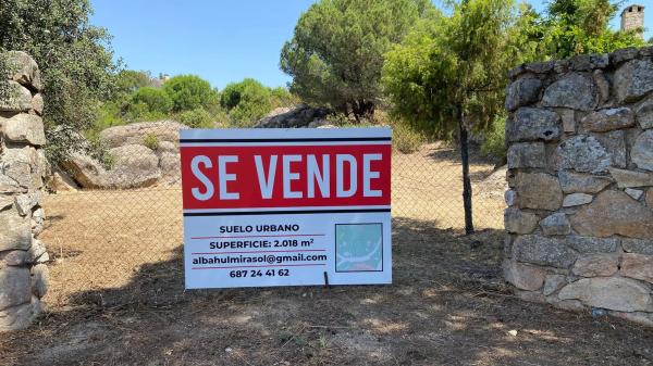 Terreno en calle Abeto, 1