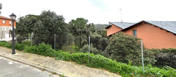 Terreno en avenida De Las Rozas, 9