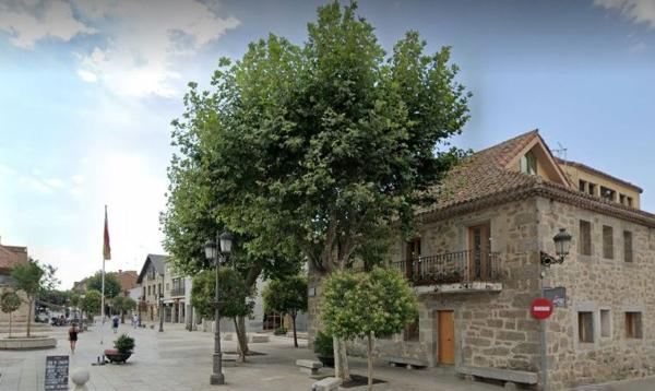 Terreno en avenida De Las Rozas, 9