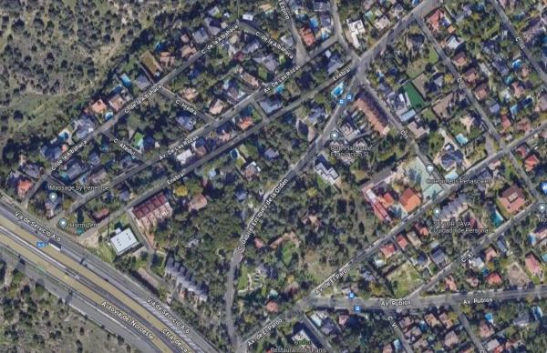 Terreno en avenida De Las Rozas, 9