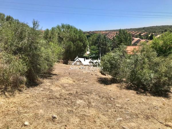 Terreno en avenida del Lago s/n