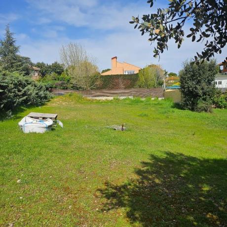 Terreno en calle Alcotán