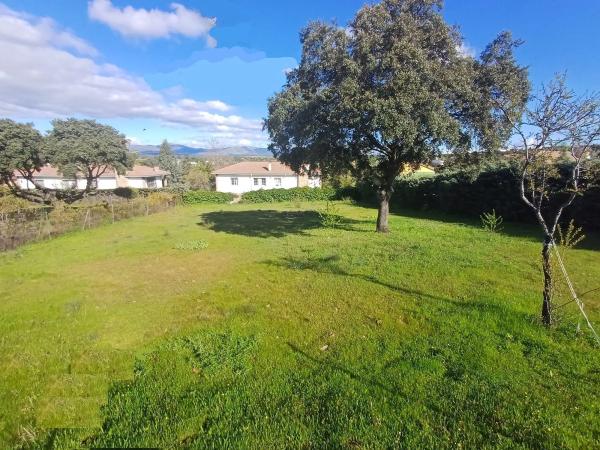 Terreno en calle Puerto de Navacerrada, 60