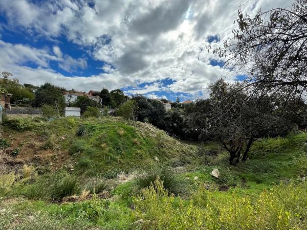 Terreno en calle Puerto de Arlaban, 40
