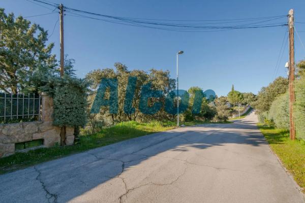 Terreno en calle Sierra Trapera