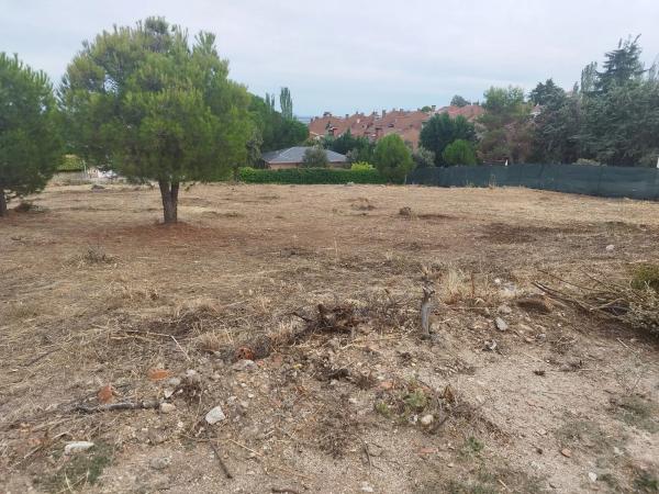 Terreno en calle Viñas, 13