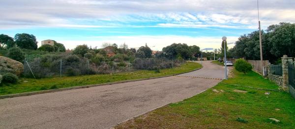 Terreno en calle Begonias, 1