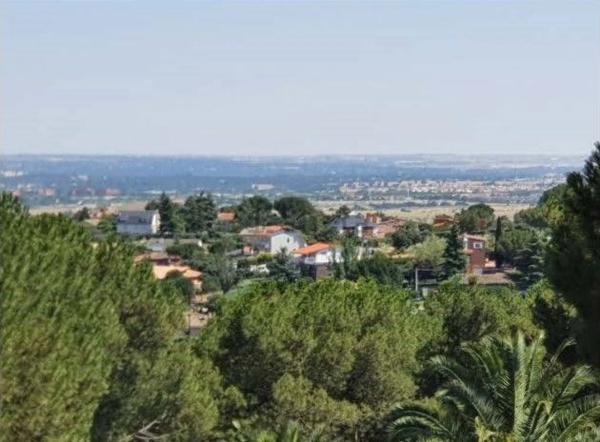 Terreno en calle Peña del Rayo, 14