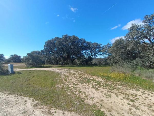Terreno en calle Valle de Esteribar