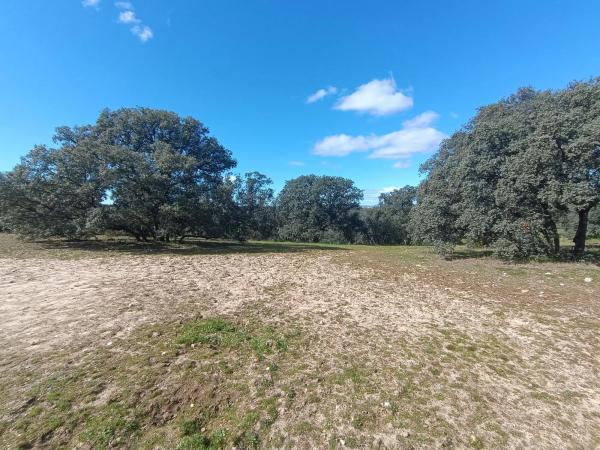 Terreno en calle Valle de Esteribar