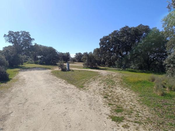 Terreno en calle Valle de Esteribar