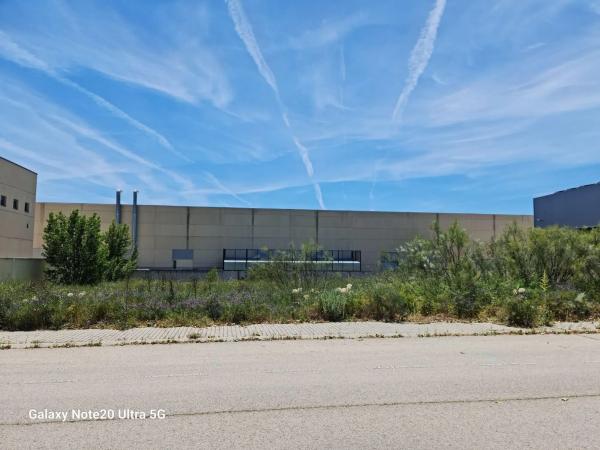 Terreno en calle Plutón, 5