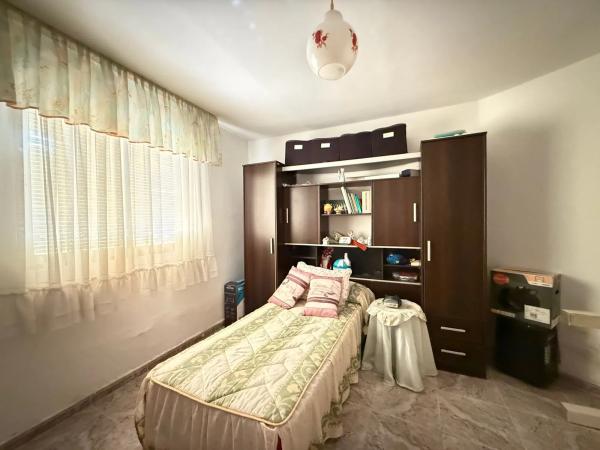 Terreno en calle Teral