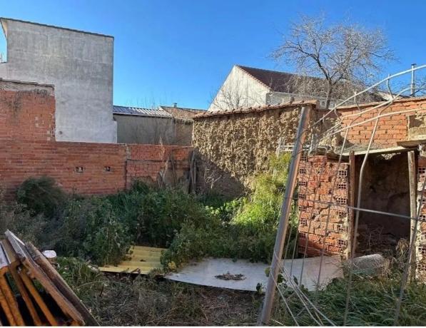 Terreno en calle de San Roque, 3