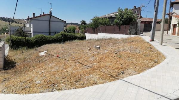 Terreno en calle Teruel, 2
