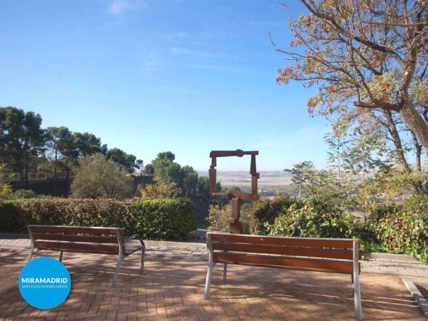 Terreno en calle Flor de Lis