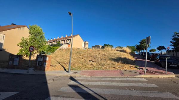 Terreno en camino de Serracines s/n