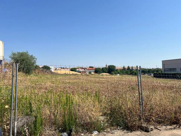 Terreno en calle Atlantico, 8