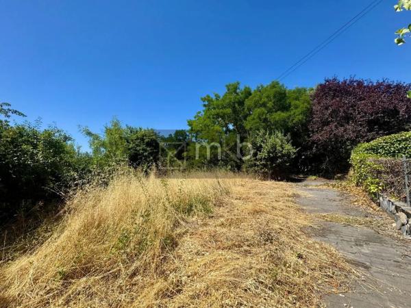 Terreno en calle del Rosal